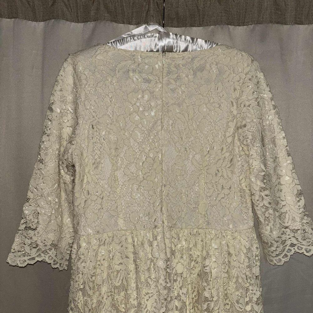 Gorgeous Lace Dress Vintage Dainty Jewels Brand